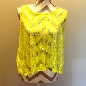 Bright yellow 80’s lace top by FANG